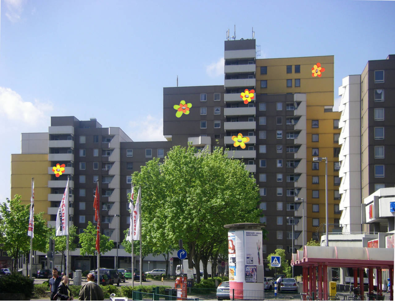 Hochhaus-Fassadengestaltung am Liverpooler Platz in Chorweiler